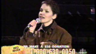 Susan Aglukark - Amazing Grace (Inuktitut) / O Siem (live)