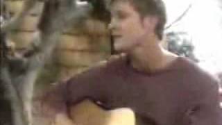 Thad Luckinbill Sings On Y&R