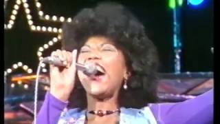 Linda Lewis   (Remember the days of)  The old schoolyard (Supersonic, full)