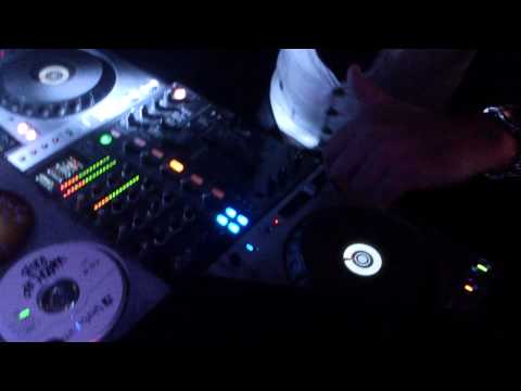BARRIO CLUB avec DJ RIDER CUBA (Lyon,France)