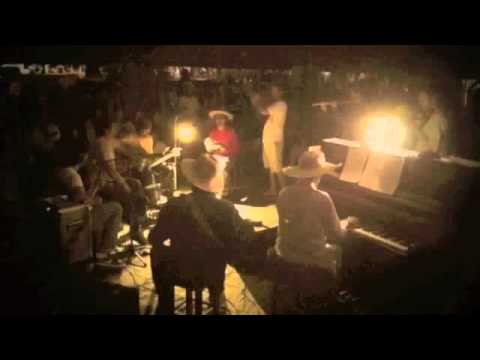 Caê Rolfsen I Terra em trânsito ( ao vivo no Vale do Capão - Bahia )