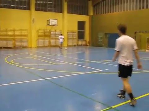 StrefaFutbolu.pl: ONCOM Warszawa - Salomon Finance