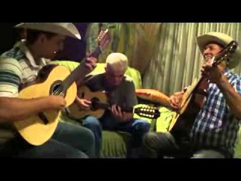 Quarto vizinho - Daniel Martins e Praiano