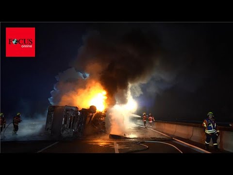 Schoko-Inferno auf der A6 - Reparatur der Fahrbahn kann Tage dauern