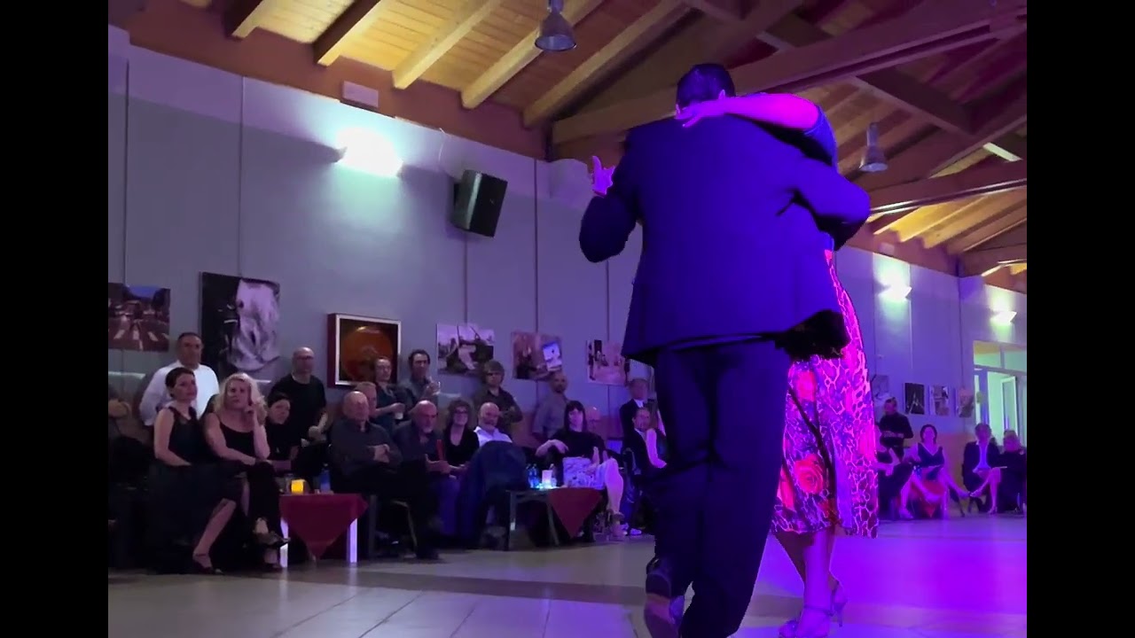 Show Rino Fraina y Graziella Pulvirenti  Vals Qué Será  Donato 3/4- www.laMaquinaTanguera.it