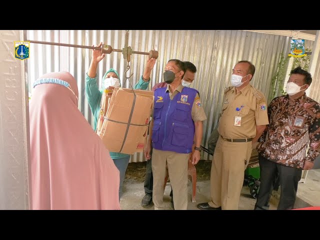 PLT Wali Kota Jaksel Resmikan Bank Sampah Kita Di Kelurahan Petogogan