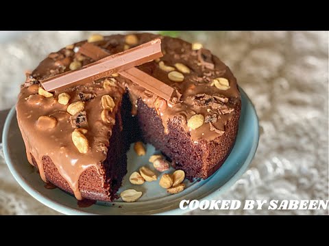 Decadent Chocolate Mud cake|| Sticky Toffee Topping| Cooked by Sabeen