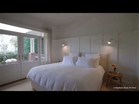5 Stephens Road, Mount Eliza, VIC 3930, 4 Kuwarto, 2 Banyo, House
