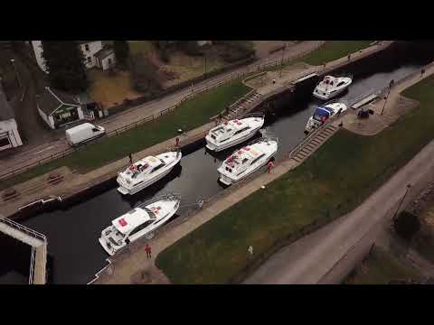 Fort Augustus locks in action