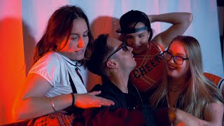 Video Emergency Brake - Porno (OFFICIAL VIDEO)