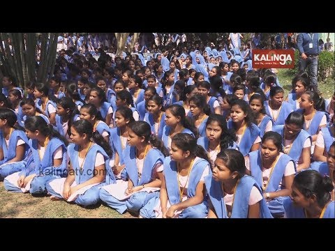 Dr Achyuta Samanta wishes KISS students before onset of +2 exam from March 7 | Kalinga TV