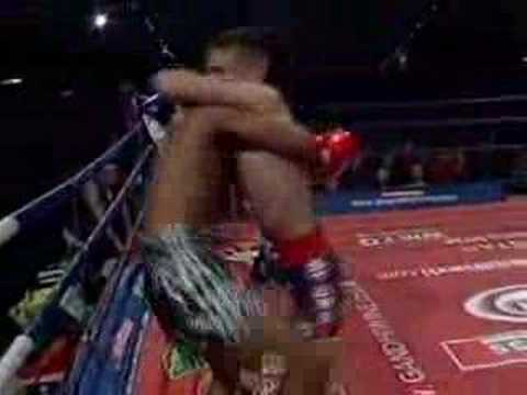 Thai Boxing - WMC World Title Fight 2003 - Round 3