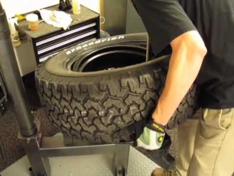 No-Mar Tire Changer - How to change the tire on a Hummer