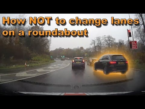How NOT to change lanes on a roundabout