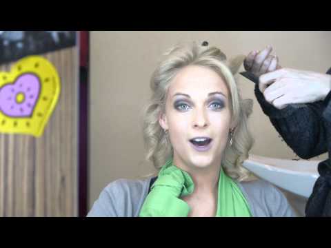 Māra Zālīte pirms 1. OKartes Skatuves koncerta!