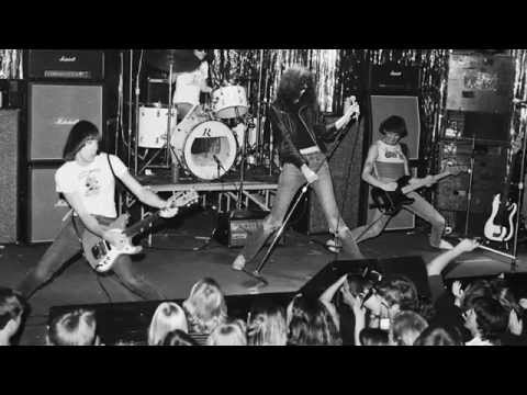 Ramones Punk Rock Story Time With Steve Jones - Part 2 - 10th Annual Johnny Ramone Tribute