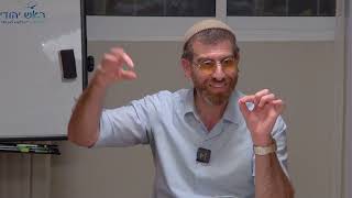 חדר כושר לנפש - מי מפחד מהמוות? | ארז רומס (ראש יהודי - מרכז למודעות עצמית) - התמונה מוצגת ישירות מתוך אתר האינטרנט יוטיוב. זכויות היוצרים בתמונה שייכות ליוצרה. קישור קרדיט למקור התוכן נמצא בתוך דף הסרטון