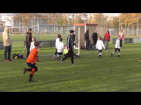 17 nov 2012 Maarssen E6 - VV De Meern E5 com 0-10 Doelpunt Daan