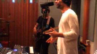 Jamie Lidell performing &quot;Multiply&quot; on KCRW