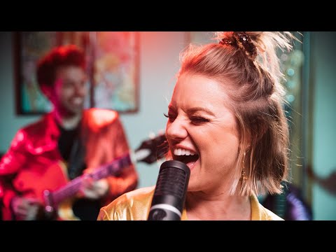 The Way You Make Me Feel | Michael Jackson | funk cover ft. Therese Curatolo