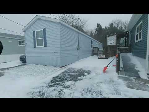 Storm settling down out shoveling, it was powerful winds up to 90km scary! January 15/2022