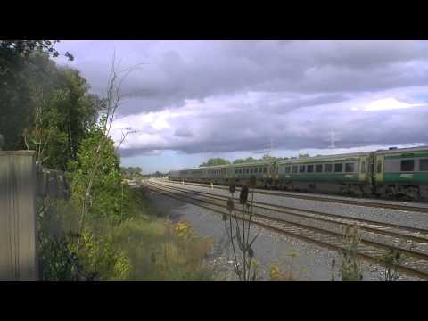 Irish Rail 201 loco 222 + mk4 set passes Stacumny Bridge going to Cork