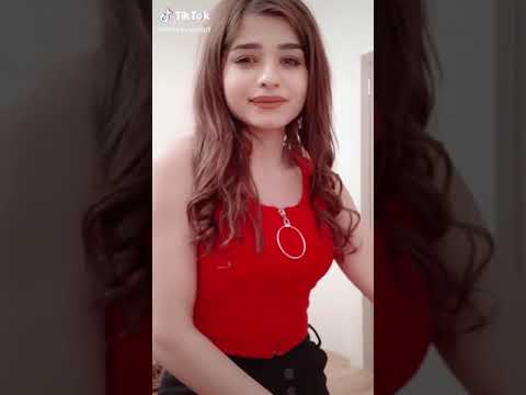Azeri qehbesi soyunub