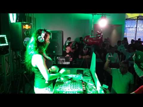 Liiz Rodríguez en Dj World Music Conference 2015