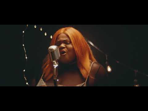 Lu Kala — Love Shit (Live) — Arts production by Black & White Media