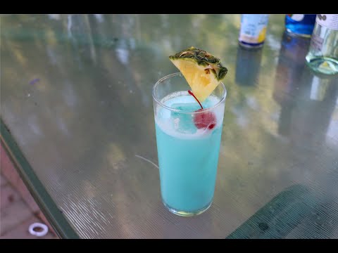 How to make the perfect Blue Hawaiian