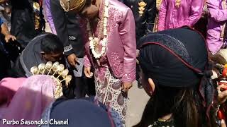 Download lagu SHOLAWAT REOG PONOROGO mengiringi upacara temu Manten mp3 Download lagu SHOLAWAT REOG PONOROGO mengiringi upacara temu Manten mp3