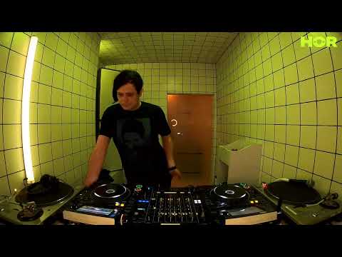 DEAD ON MONDAY - Philipp Strobel / September 28 / 6pm-7pm