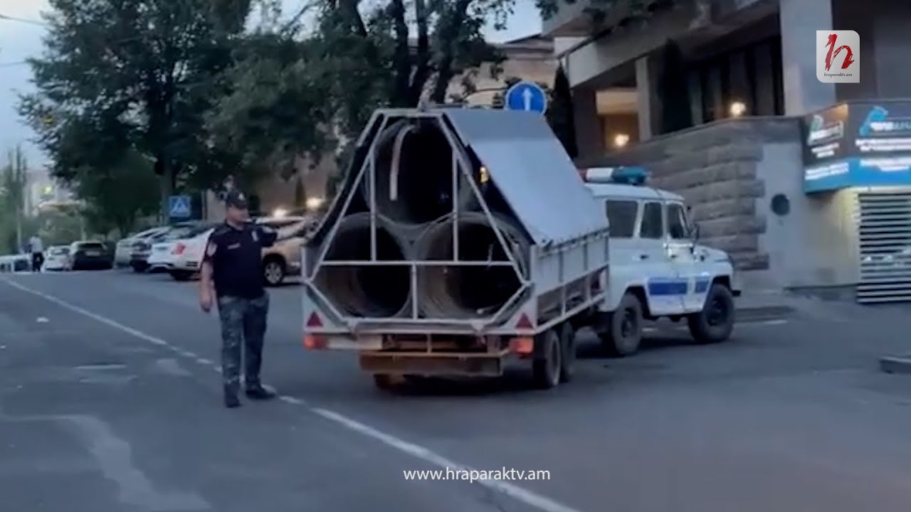 Փշալարը տարան ԱԺ շենք