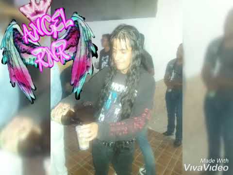 DICEN QUE UN VAGO SOY POR QUE ME GUSTA EL ROCK AND ROLL