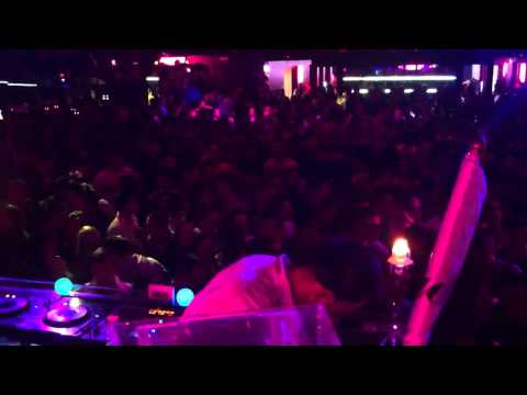 Damien S ft Lee Thomas - Tom Noize remix tested in White An