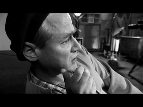 Robert Gustafsson som Ingmar Bergman