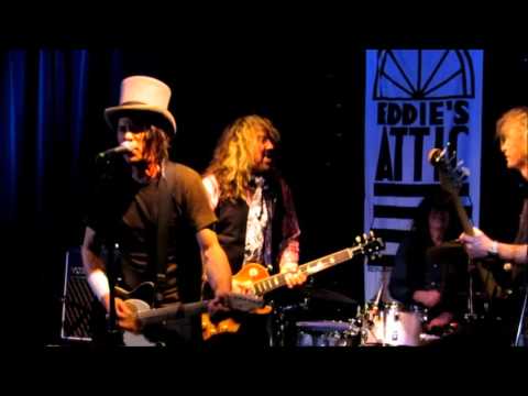 DAN BAIRD and HOMEMADE SIN   Don't Be Wastin' My Time @ Eddie's Attic Decatur, GA  2015