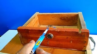 How To Pick A Lock With Nail Clipper