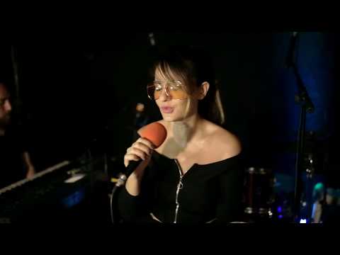 Derya Bedavacı - Seni Kimler Aldı (Cover)