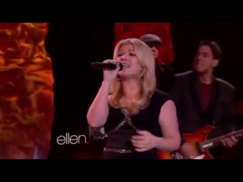 Kelly Clarkson Catch My Breath - Billboard 2013