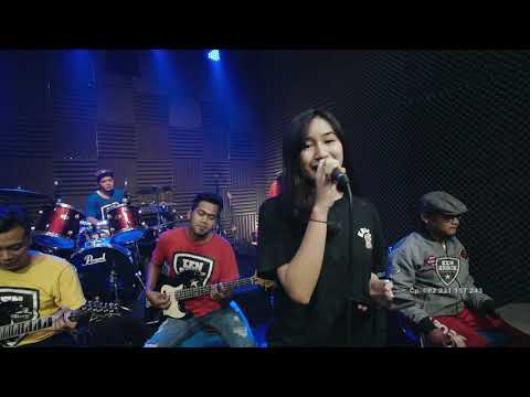 JANGAN TINGGALKAN AKU - ARLINGGA DEWI ft KEN AROCK DJAVAROCKDHUT