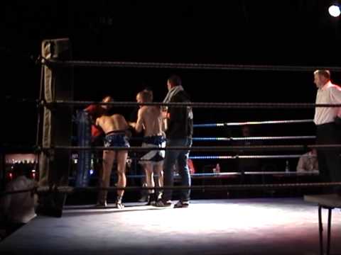 Jamie Wright vs Mara Junku