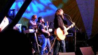 Jamey Johnson. Down by the riverside free concert Rochester MN.