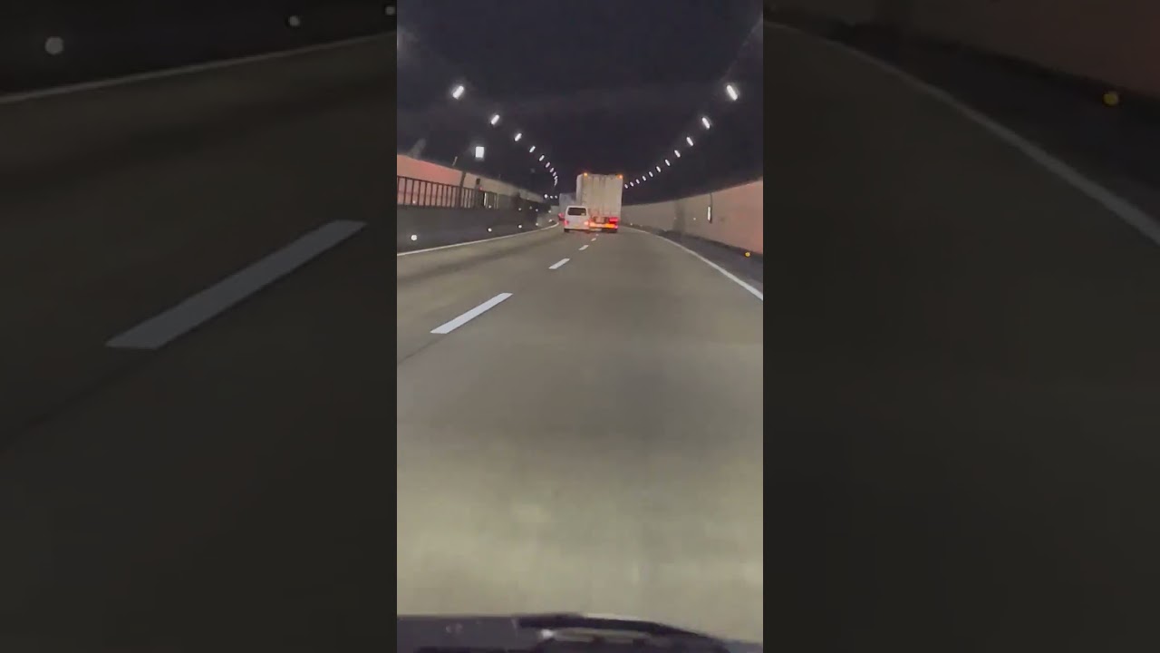 他所でやってくれないかな。目の前で起きた煽り運転‼️ #ドラレコ #事故 #危険運転 #当て逃げ  #車載動画