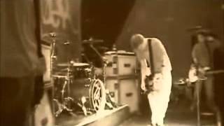 Box Car Racer-Tiny Voices Lyrics y Subtitulos LIVE 2002