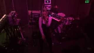 MNDR - Burning Hearts - November 13, 2013