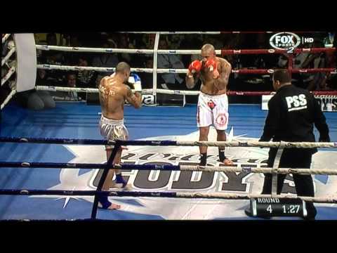 Simon 'Mayhem' Maait vs Pati Afoa rounds 3&4 (king in the ring)