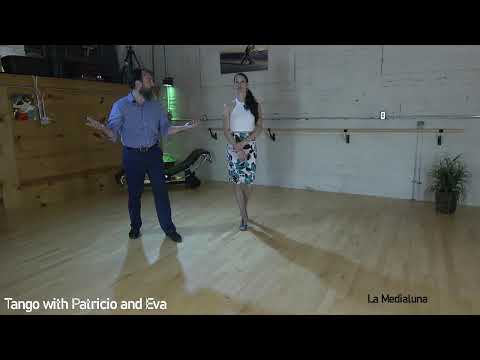 Classic Tango Figures - La Medialuna