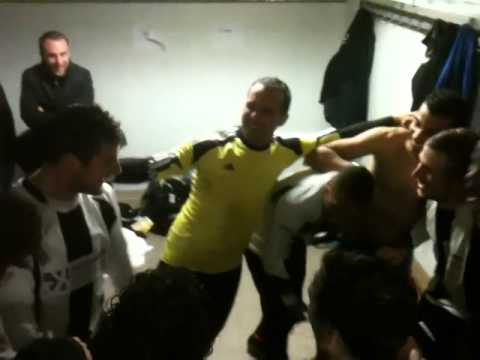 Vestiaires après ASUF-L'Isle en Dodon en coupe du Midi (3-2 ap.)