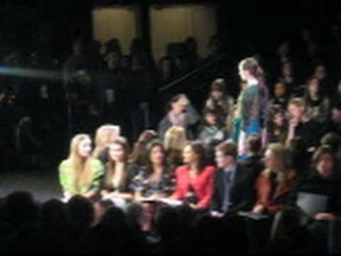 BCBG MAX AZRIA Fall 2009 LIVE Fashion Show New York Fashion Week